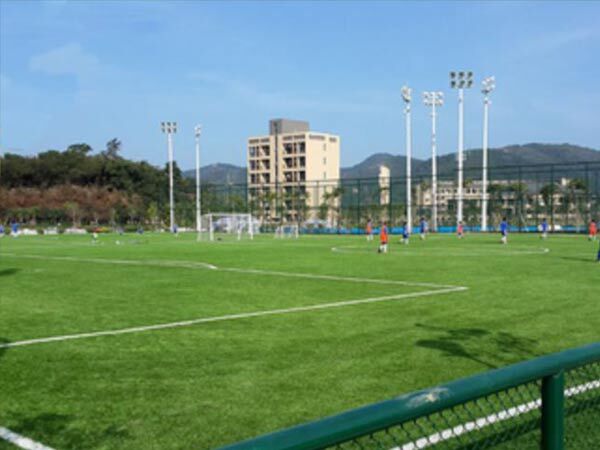 深圳龙岗建文学校足球场